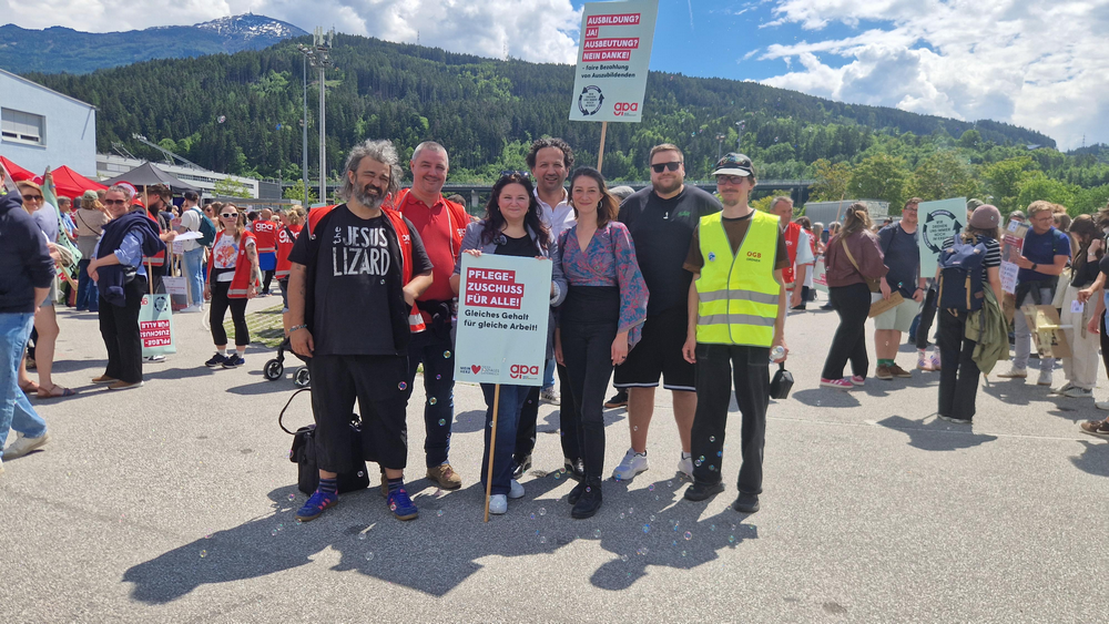 Tirol: Gewerkschaftsprotest am Tag der Pflege